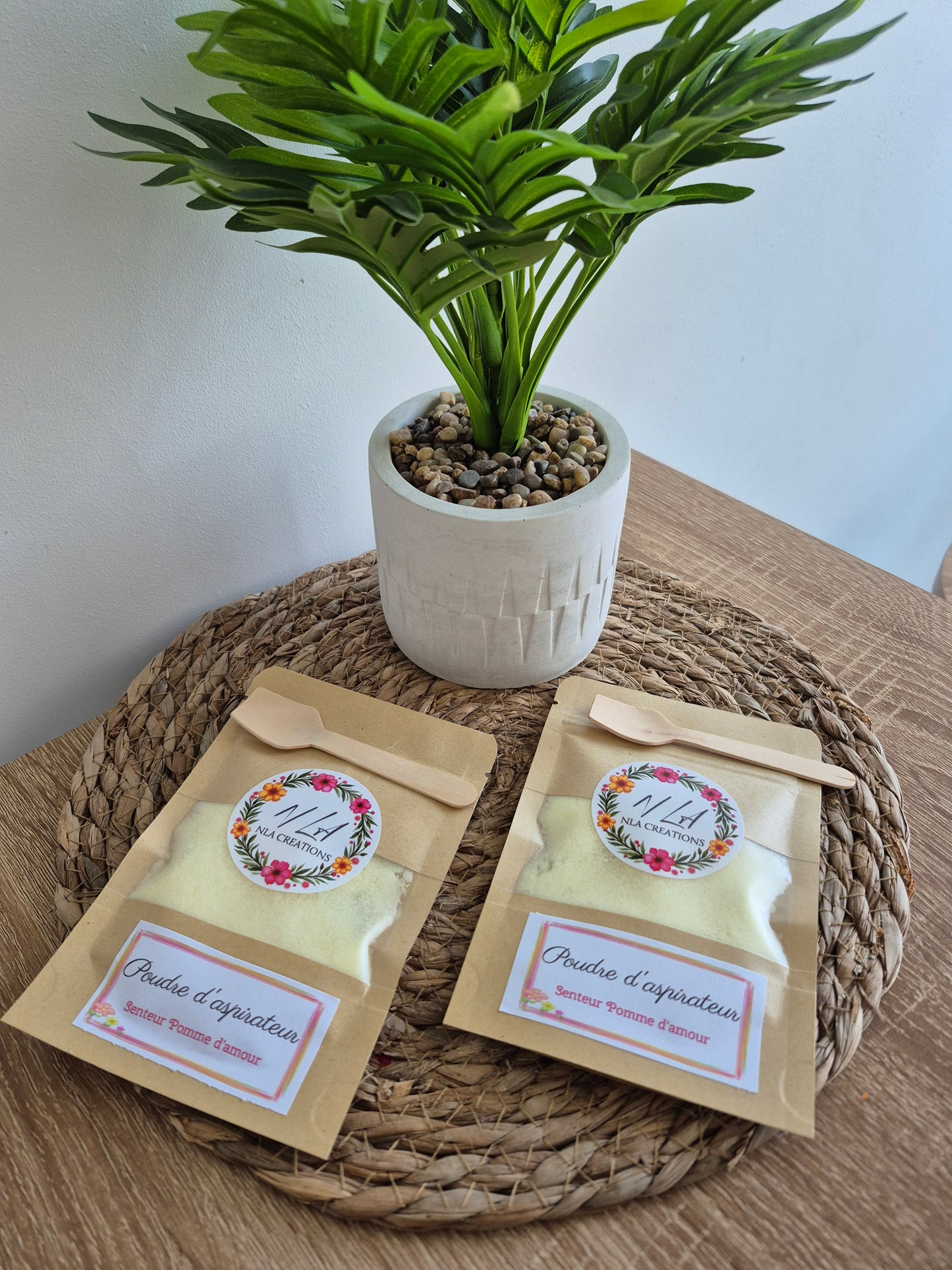 Poudre d'aspirateur - Senteur Pomme d'amour 50g - NLA Creations