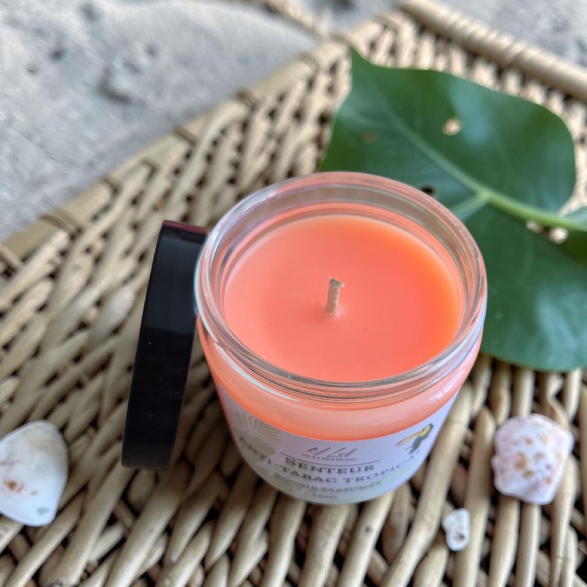 Bougie artisanale - Senteur Anti tabac tropical - NLA Creations 