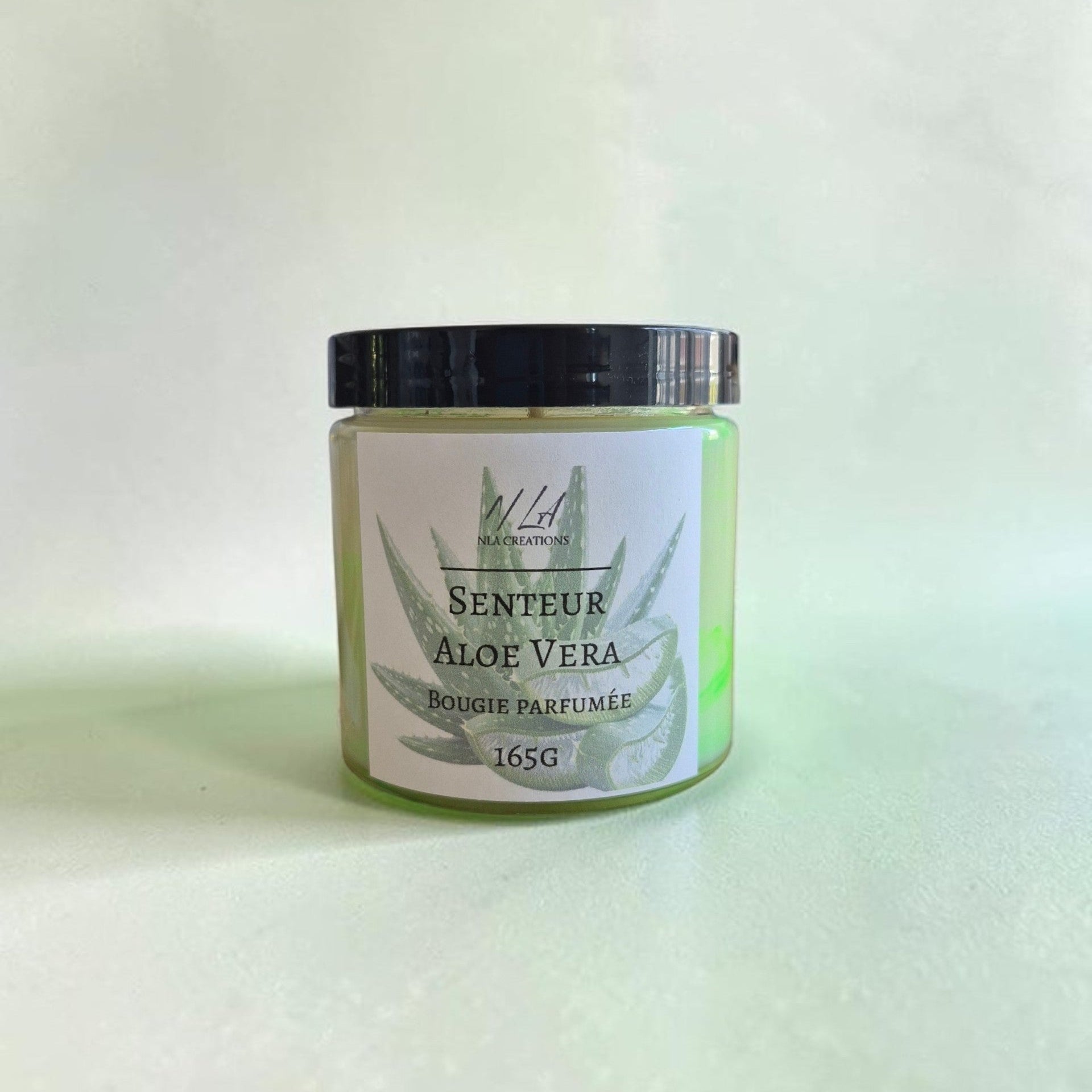 Bougie artisanale Essentielle senteur Aloe Vera en cire de soja, fabriquée à la main par NLA Créations.