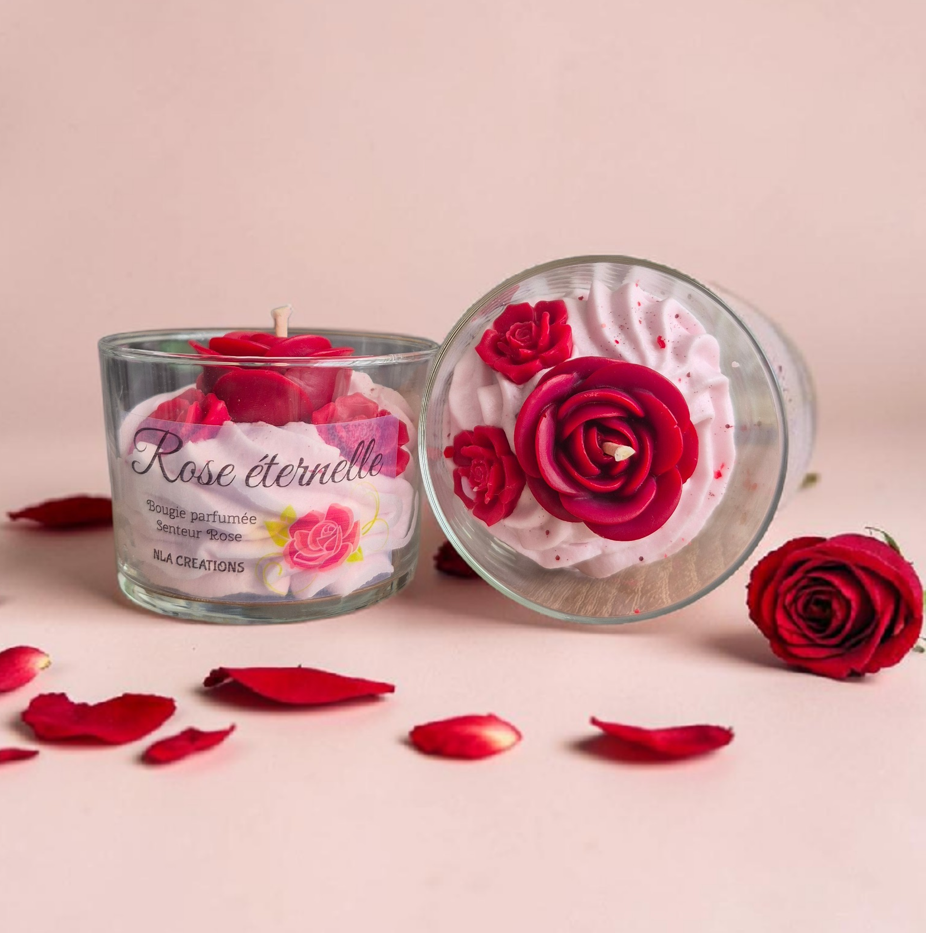 Bougie parfumée Rose Éternelle senteur Rose, création artisanale en cire de soja avec parfum de Grasse par NLA Créations
