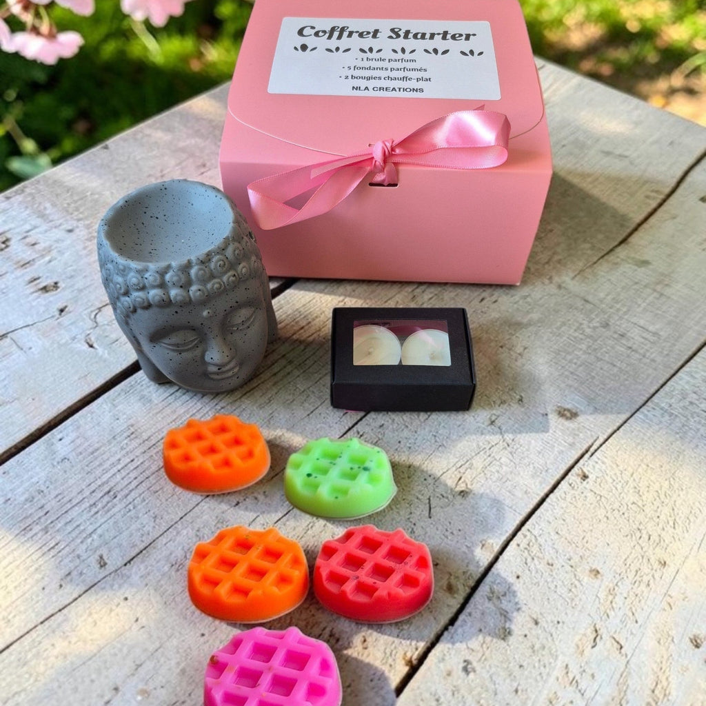 Coffret Starter avec brûle-parfum, 2 bougies chauffe-plat et 5 fondants parfumés artisanaux.