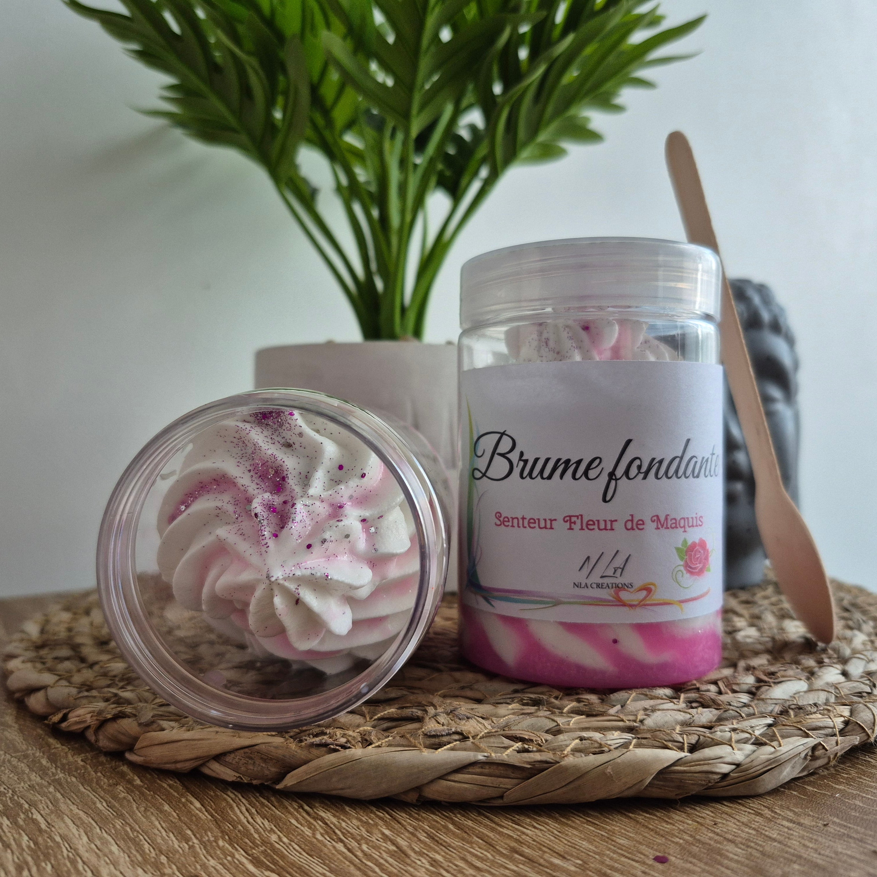 Fondant parfumé crémeux chantilly Fleur de Maquis aux notes florales pour une ambiance douce et élégante