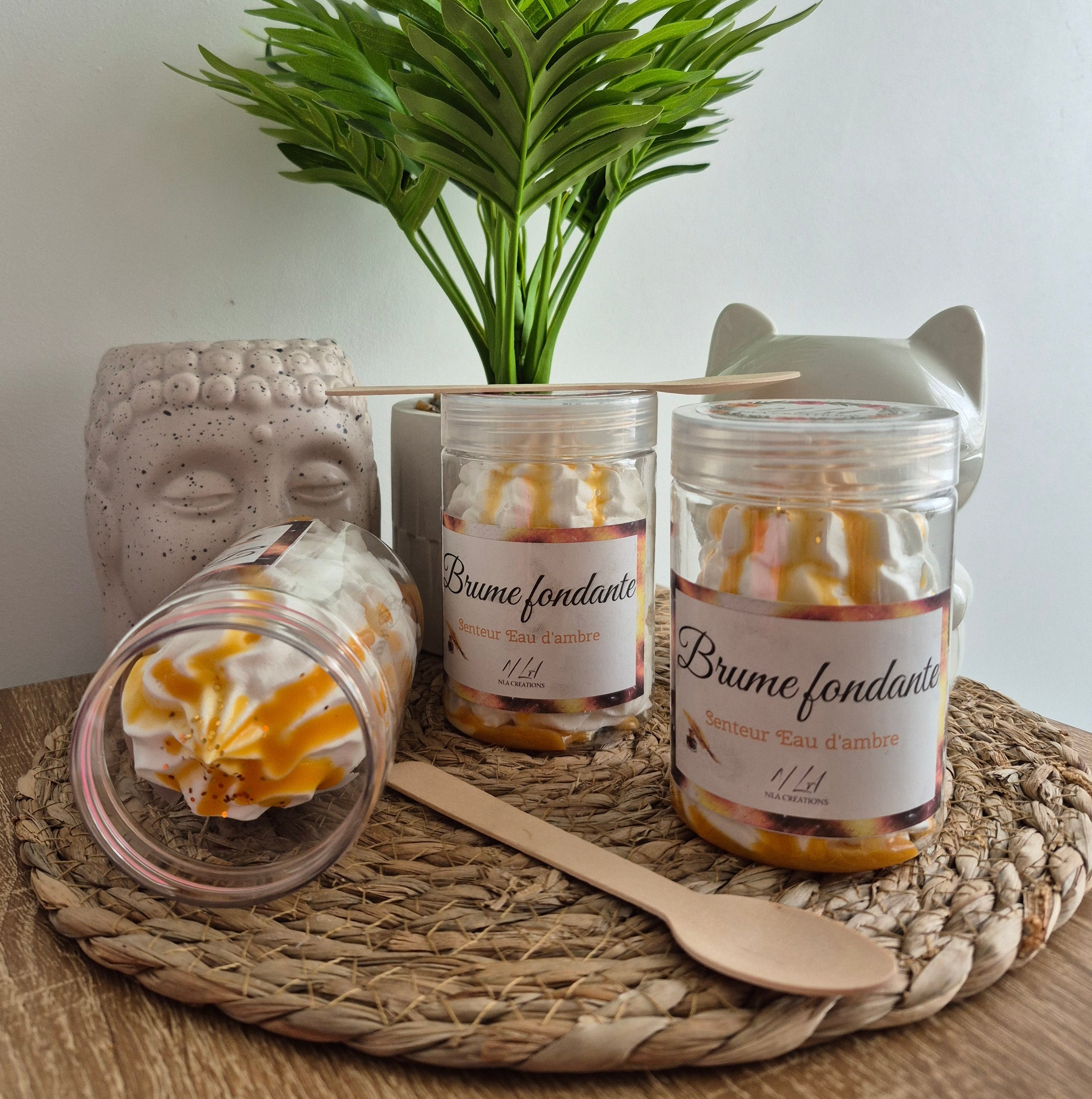 Fondant Crémeux Chantilly XXL senteur Eau d’Ambre en destockage, création artisanale parfumée.