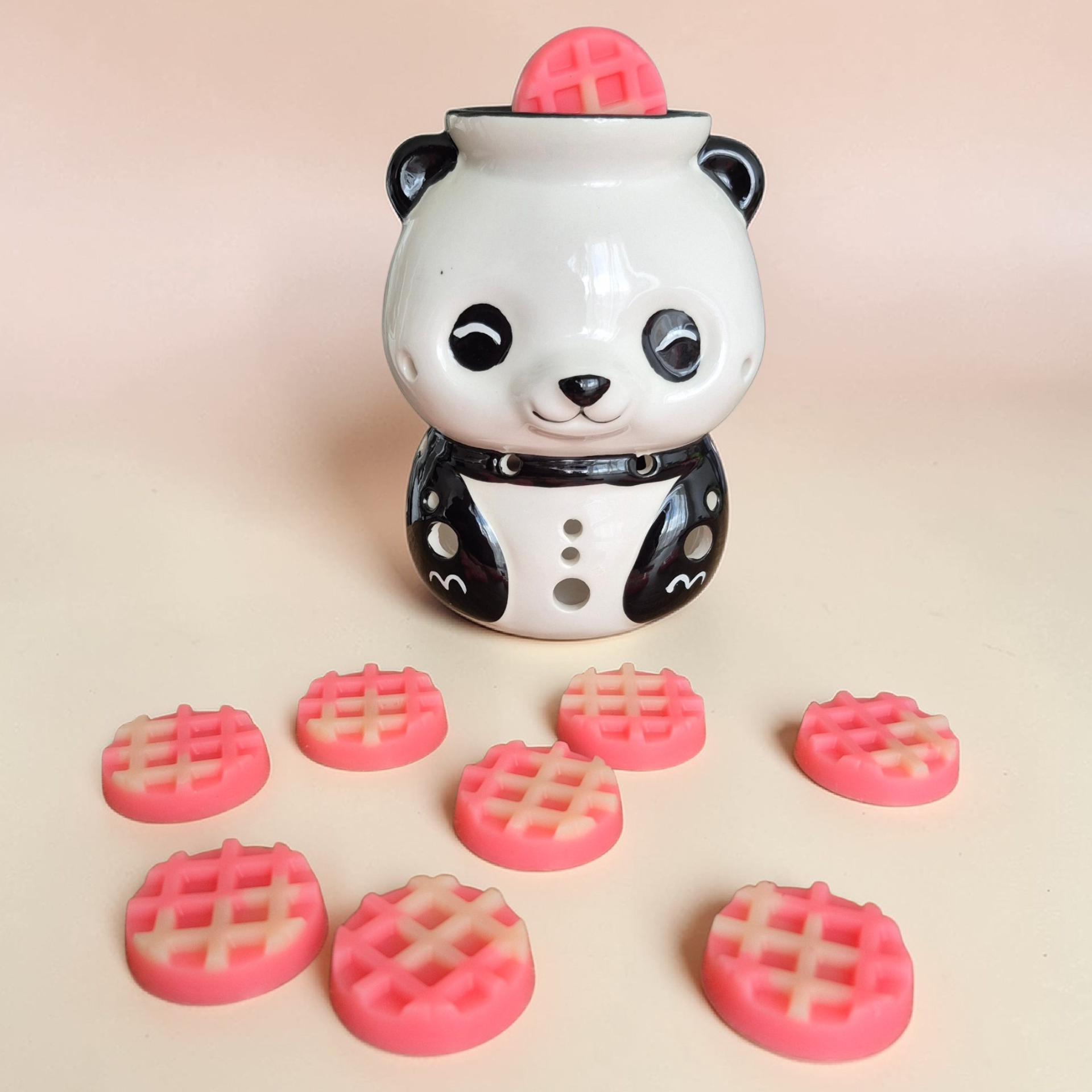 Fondant artisanal en forme de gaufrette de plus de 6 g, disponible en plusieurs senteurs, fabriqué à la main par NLA Créations