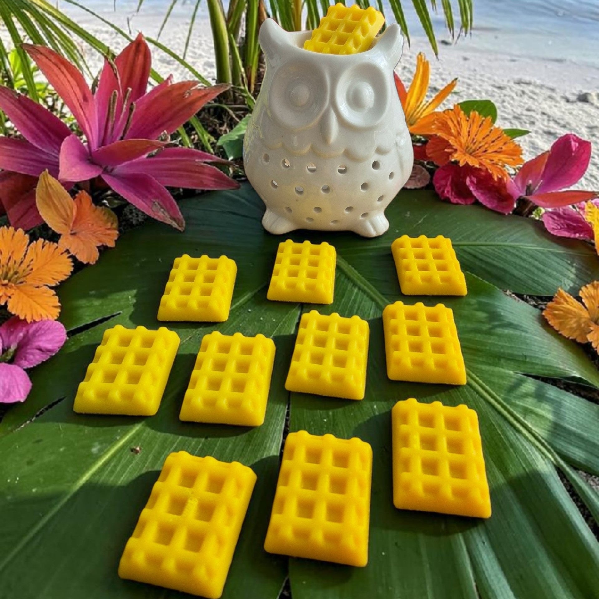 Fondant parfumé Gaufrette senteur Fleur de Tiaré, création artisanale avec parfum de Grasse par NLA Créations.