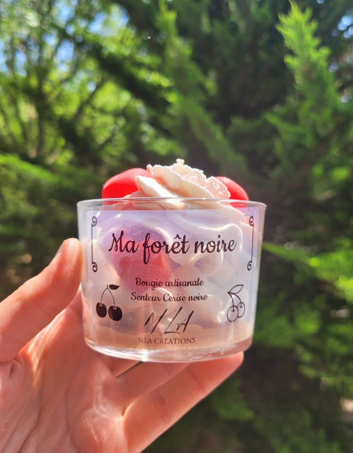 Bougie artisanale Ma Forêt Noire – un parfum sucré et intense inspiré du célèbre dessert