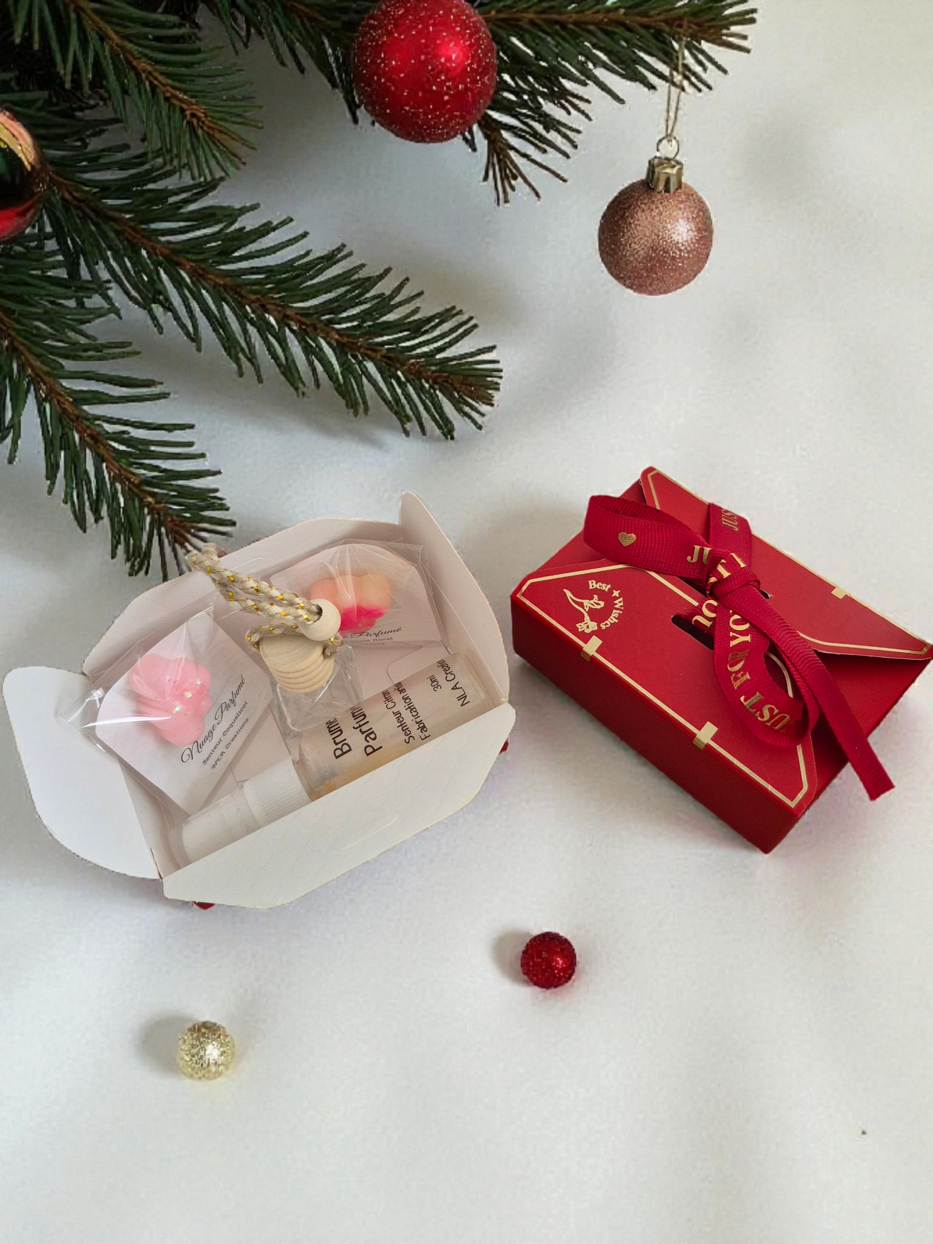 Coffret de Noël Parfumé – Surprise & Délices - NLA Creations 