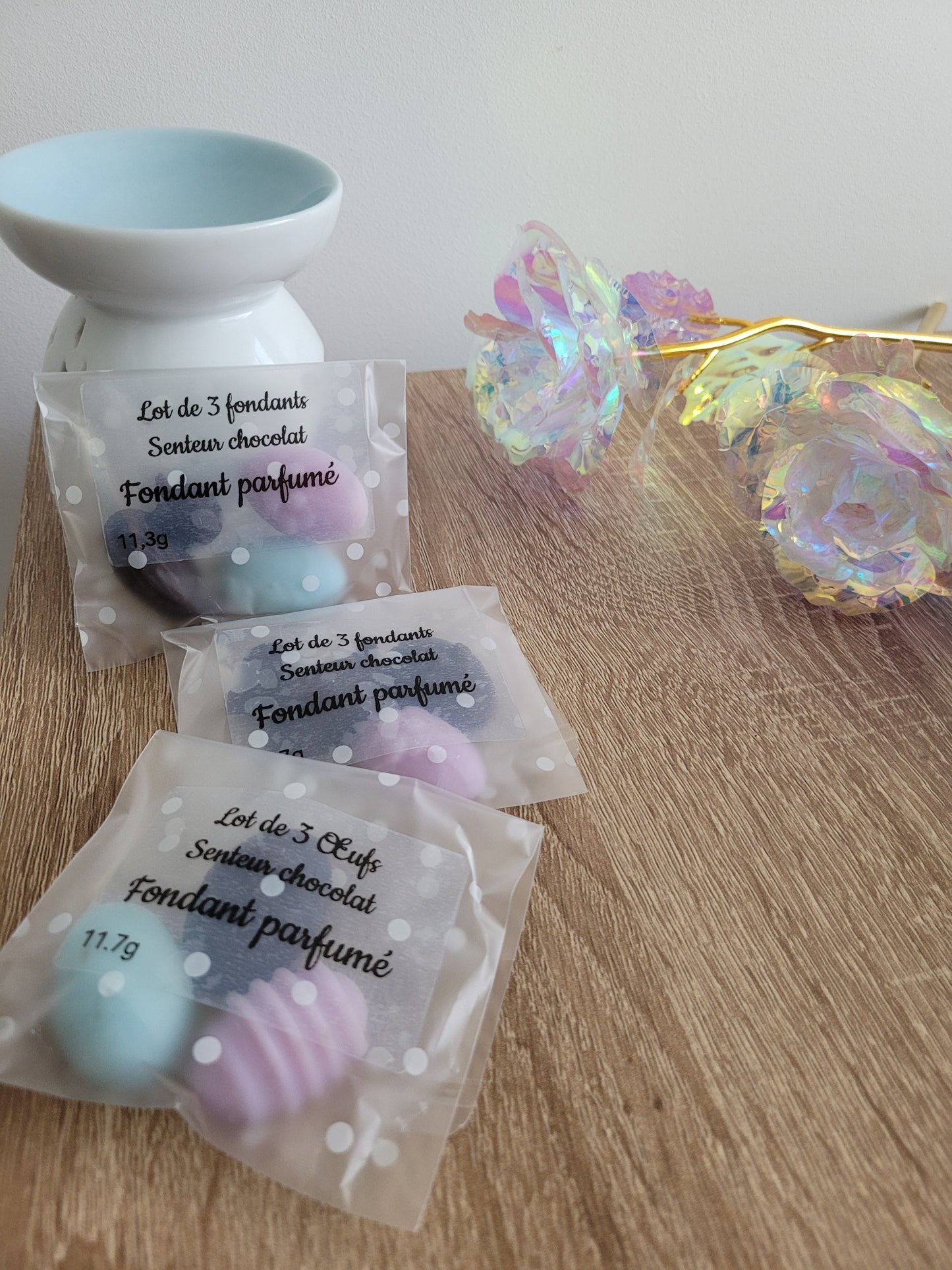 Lot de 3 fondants parfumés artisanaux senteur Chocolat, vendus dans une jolie boîte.