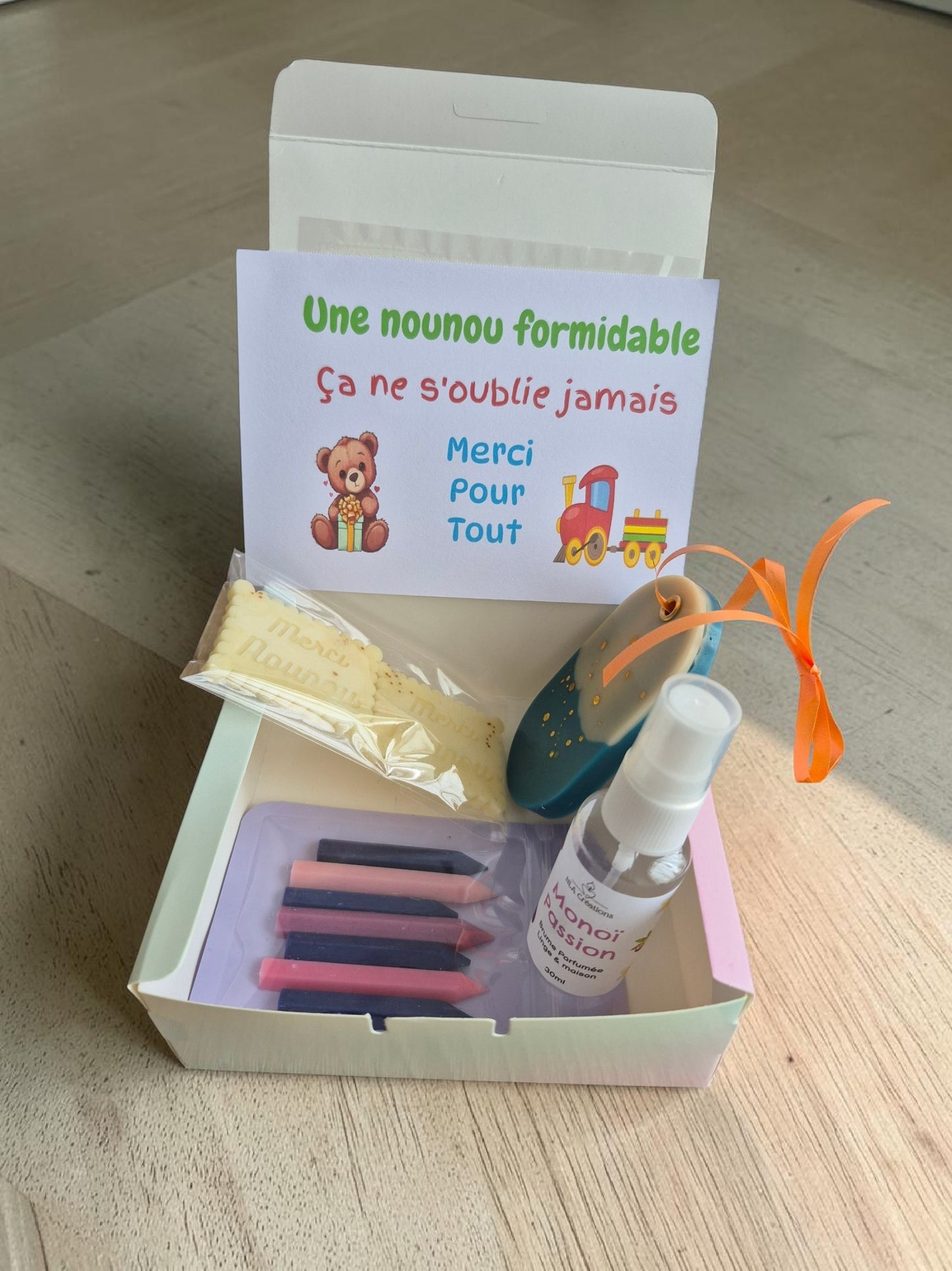 Coffret Cadeau fin d'année scolaire - Maîtresse/ Atsem / Nounou - NLA Creations 