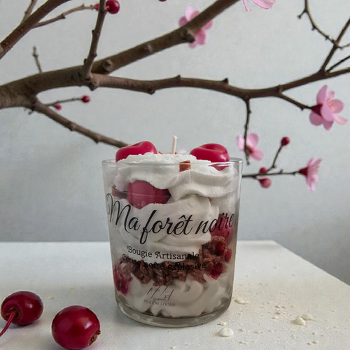 Bougie "Ma forêt noire" - Senteur Cerise noire - NLA Creations 