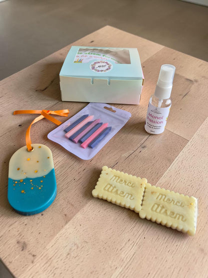 Coffret Cadeau fin d'année scolaire - Maîtresse/ Atsem / Nounou - NLA Creations 